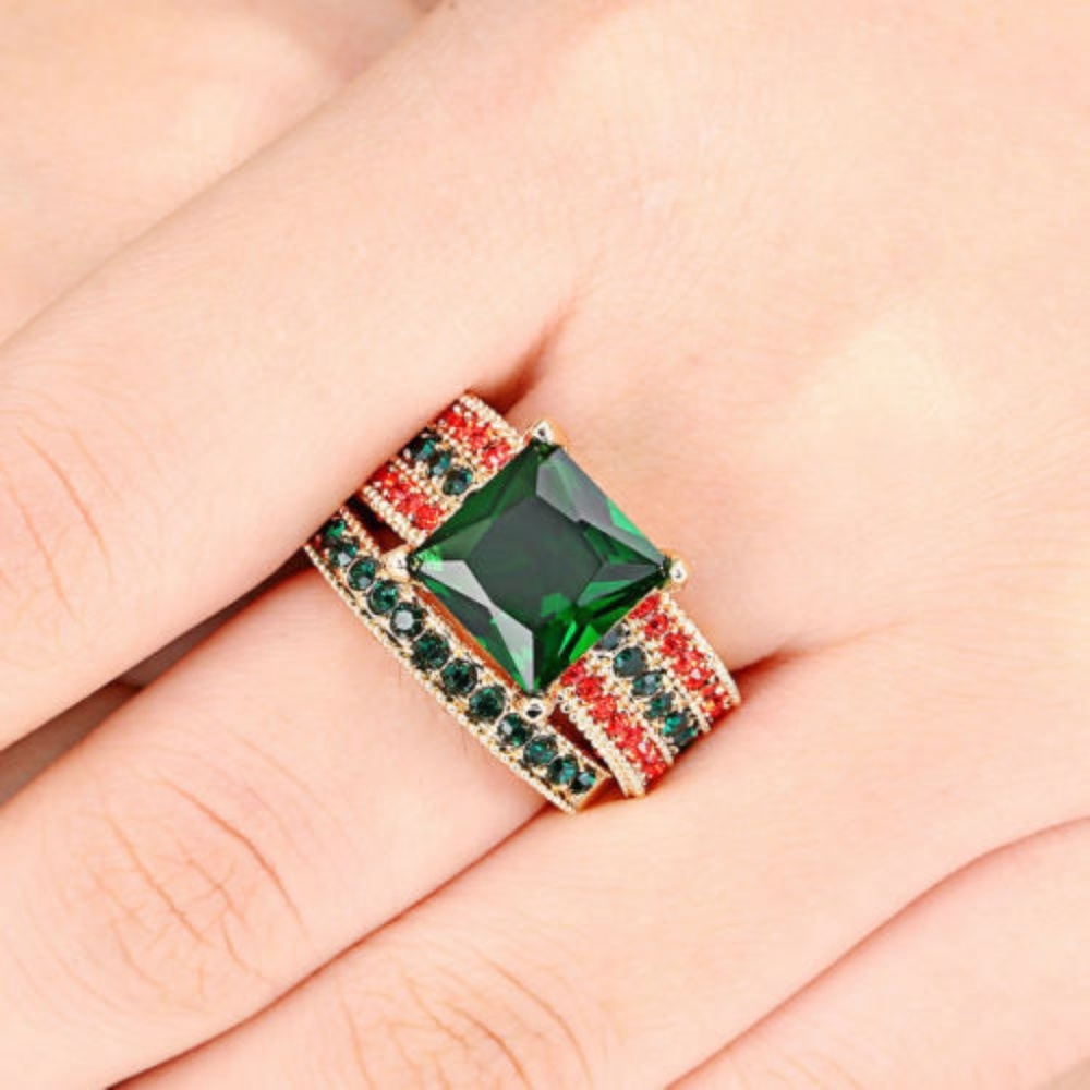 Emerald Wedding Band/Dinner Ring Set 10KT Gold